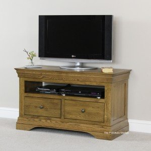 French Louis Oak TV Unit