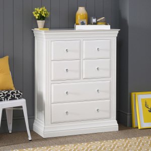 Georgian White Painted 4 over 2 Drawer Chest