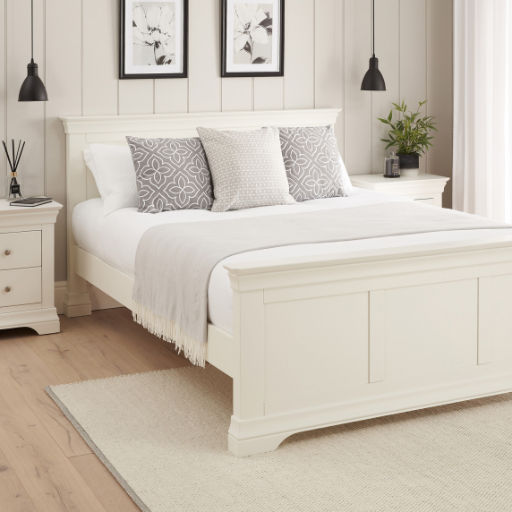 Wilmslow White Painted 5ft King Size Bed