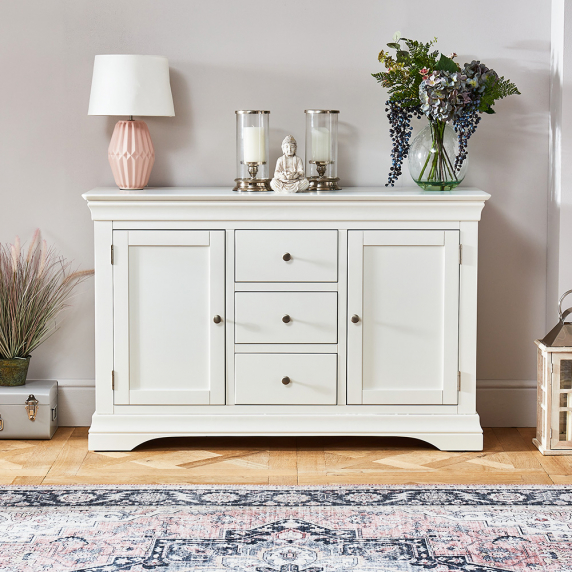 Wilmslow White Painted Large 3 Drawer 2 Door Sideboard