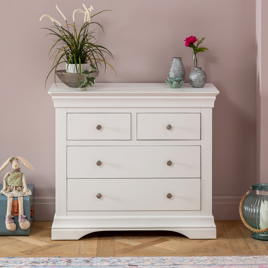 Wilmslow White Painted 2 over 2 Drawer Chest of Drawers