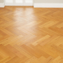 Honey Oak Herringbone Engineered Flooring – 14mm Thick x L 600 x W 125 (1.2m2 pack size)