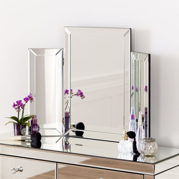 venetian dressing mirror