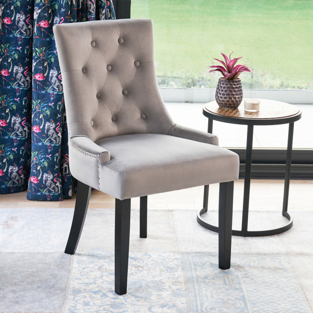 Luxury Light Grey Velvet Scoop Back Dining Chair – Black Satin